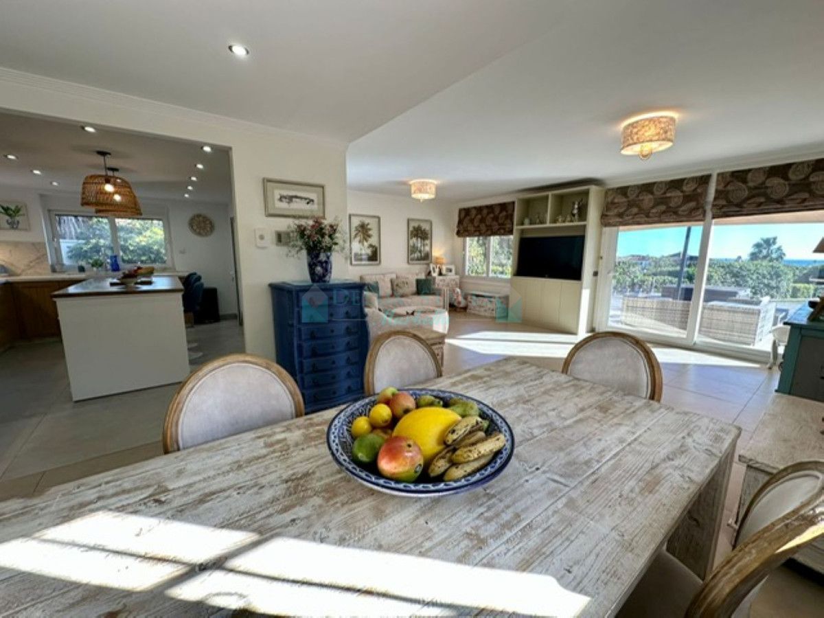 Villa en venta en Estepona