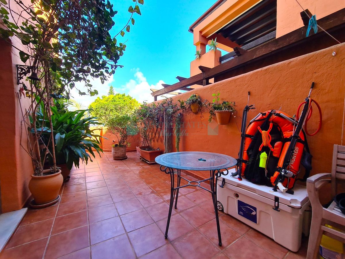 Apartment for sale in Estepona