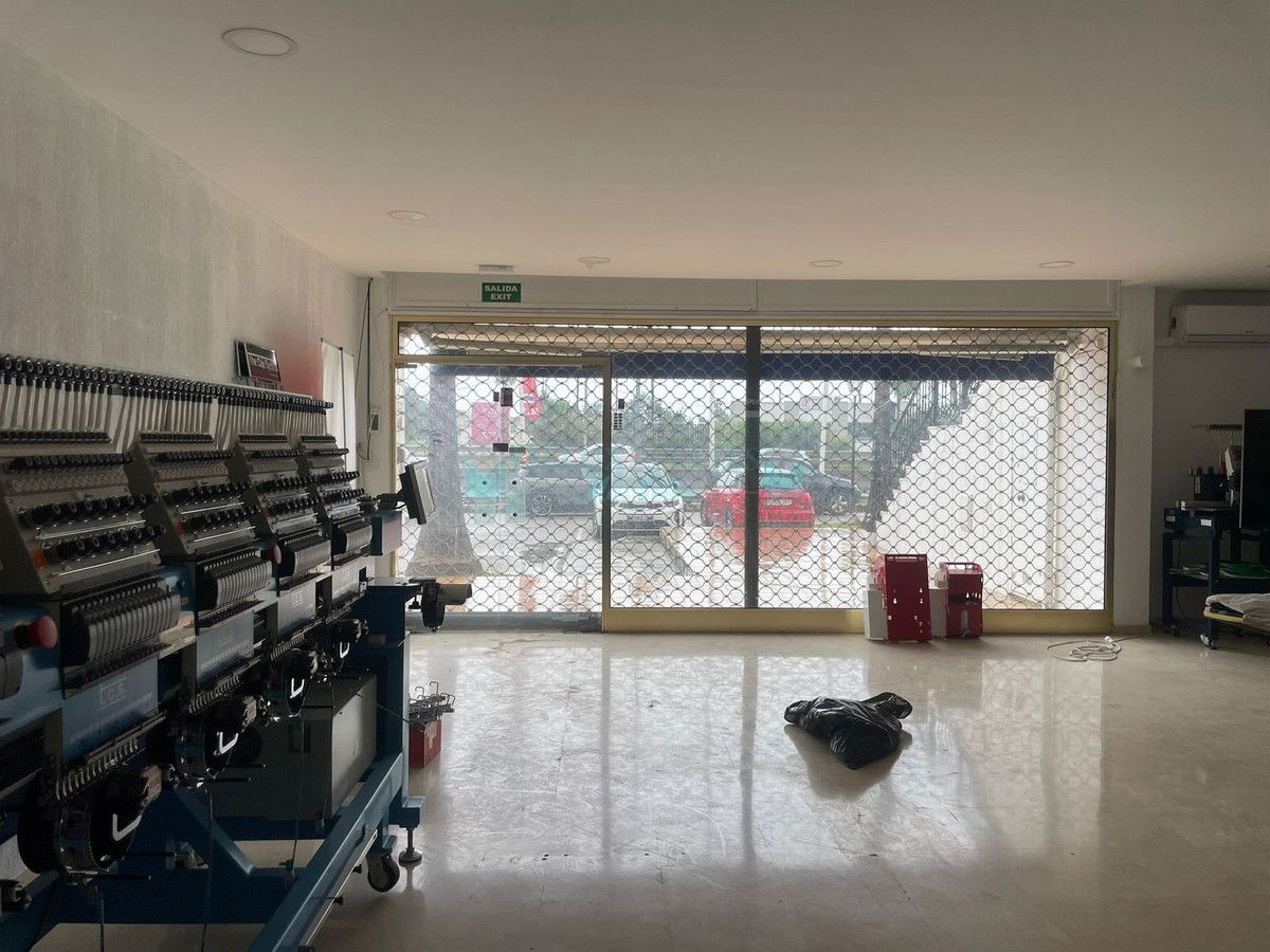 Office for rent in Estepona