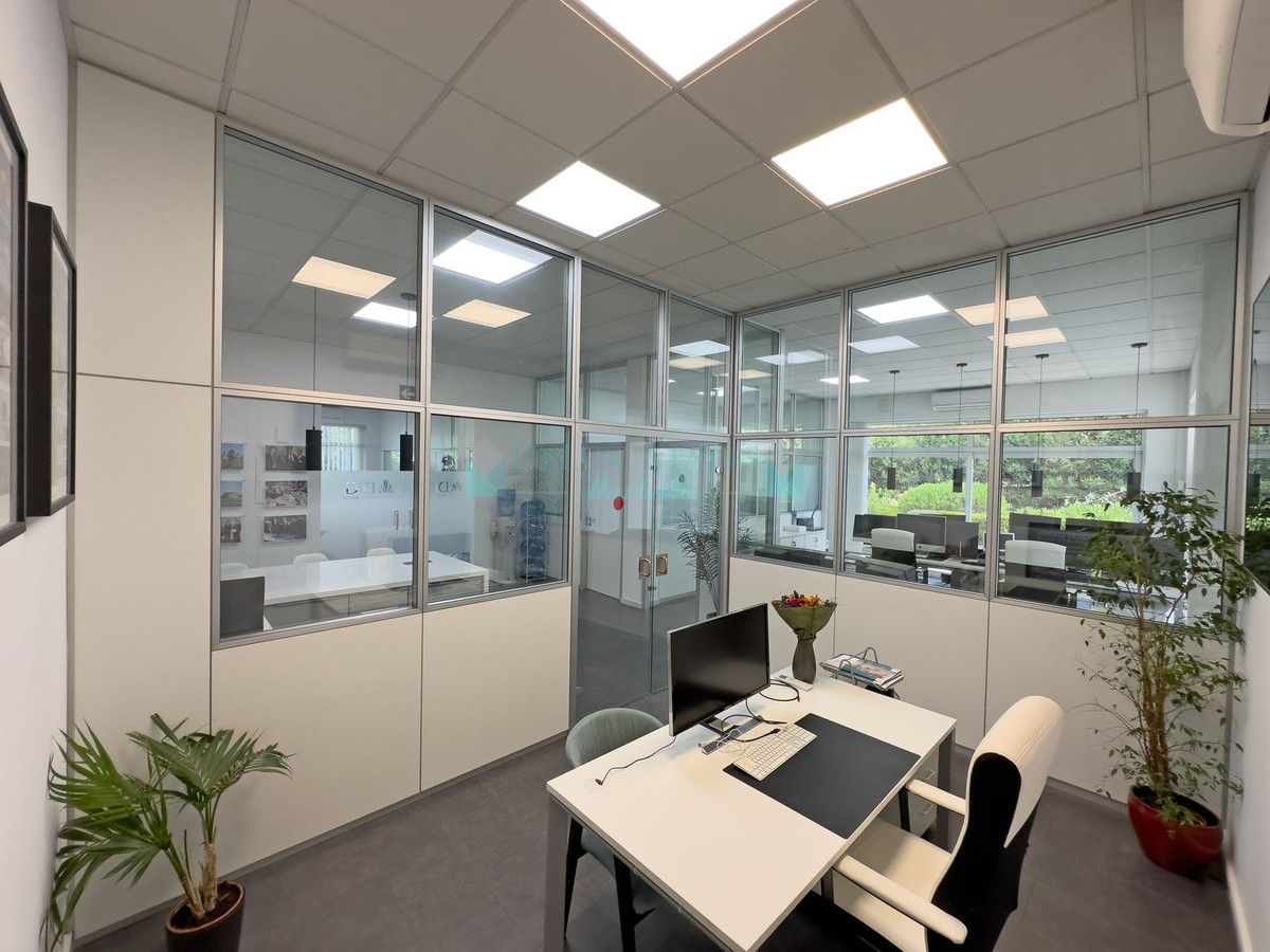 Office for rent in Marbella