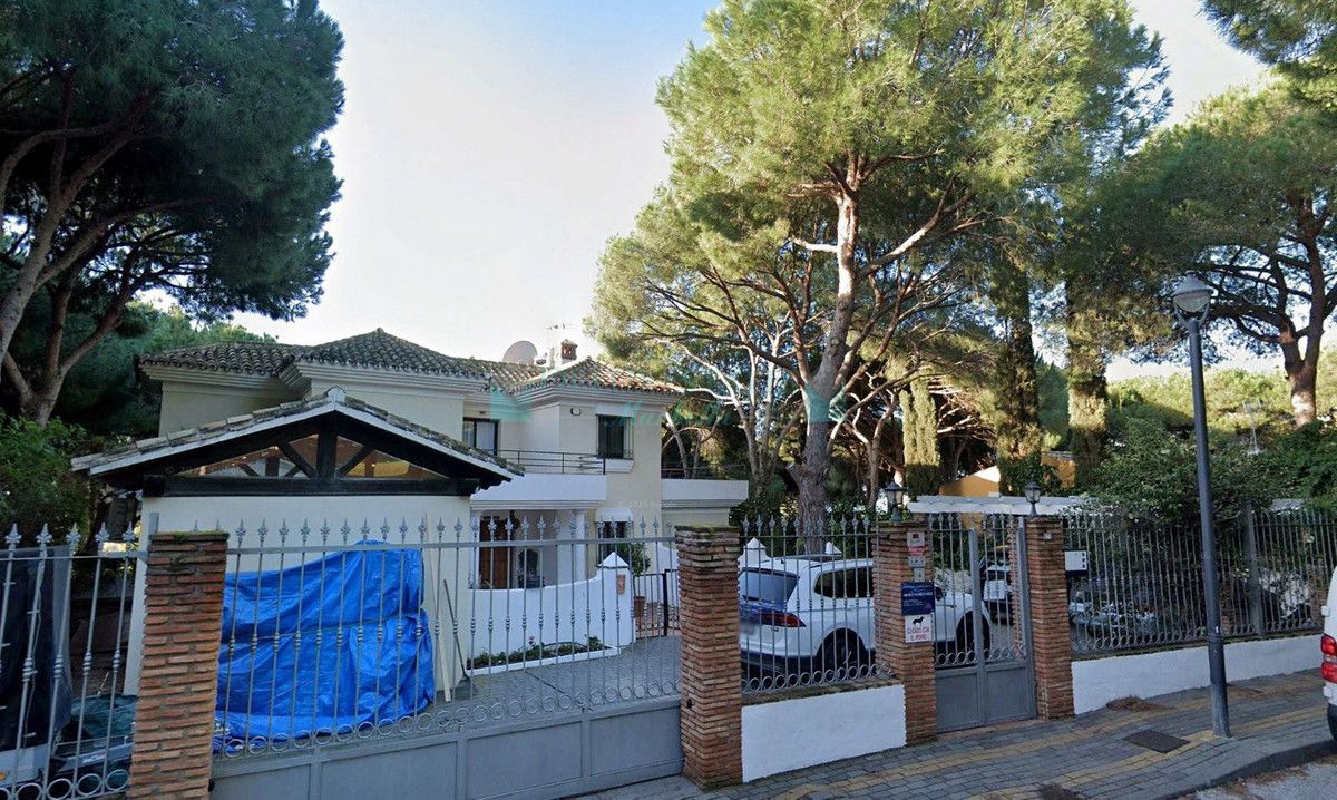 Villa for sale in Marbella