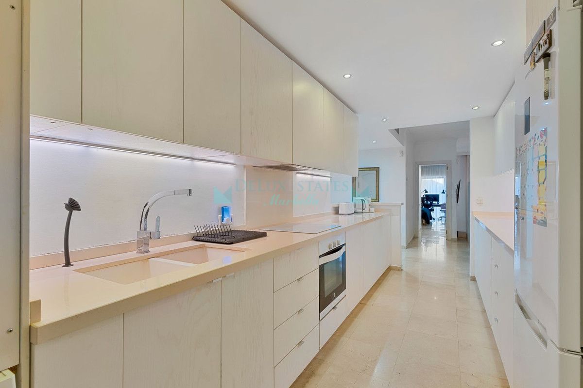 Ground Floor Apartment for sale in Sierra Blanca, Marbella Golden Mile