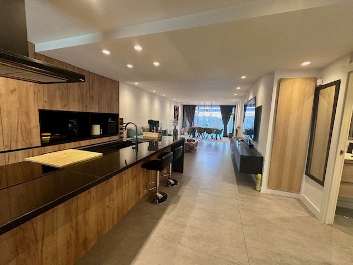 Apartamento Planta Baja en venta en Estepona