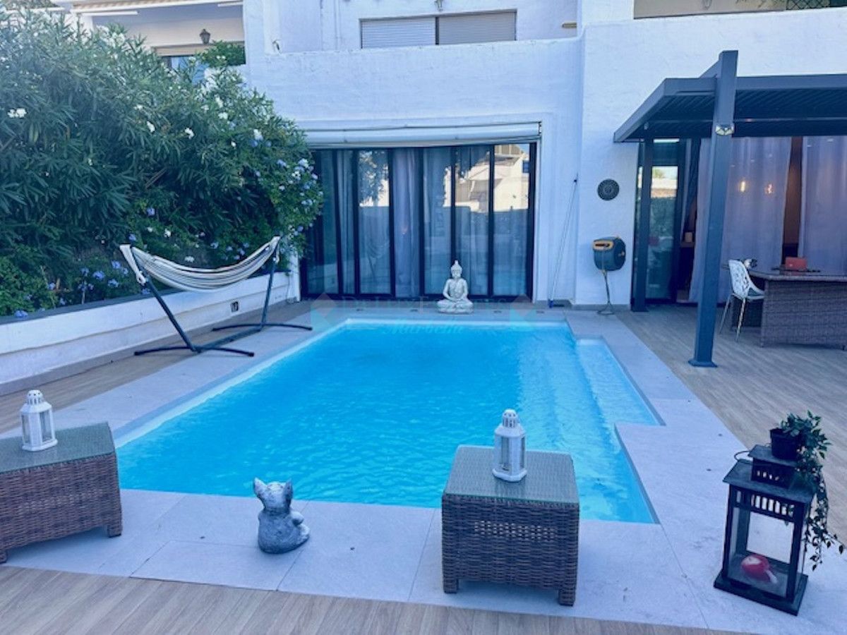 Apartamento Planta Baja en venta en Estepona