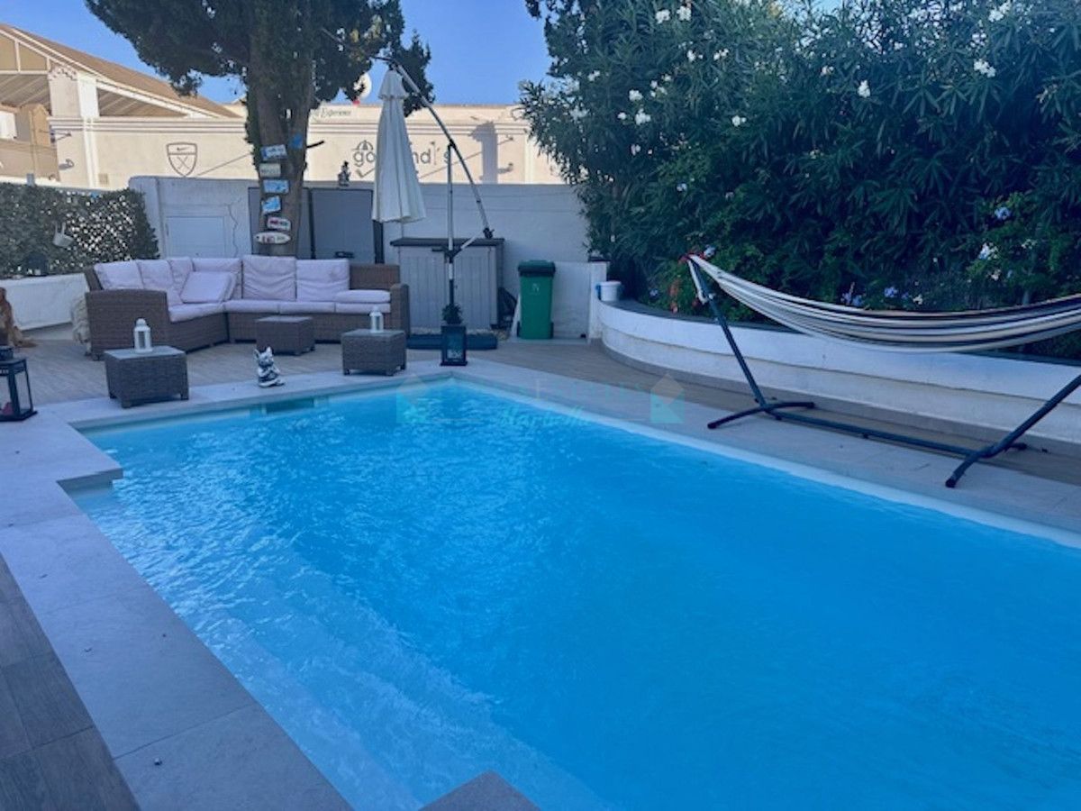 Apartamento Planta Baja en venta en Estepona