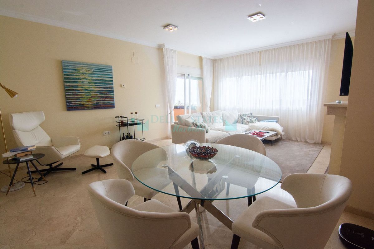 Apartamento en venta en La Mairena, Marbella Este