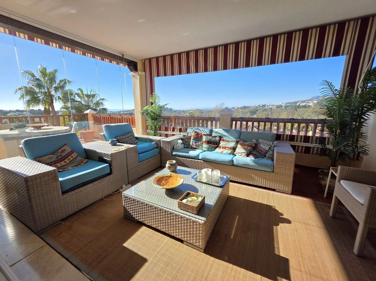 Apartment for sale in Atalaya, Estepona