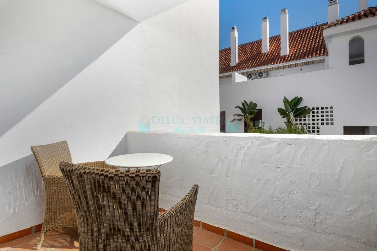 Ground Floor Apartment for sale in Nueva Andalucia