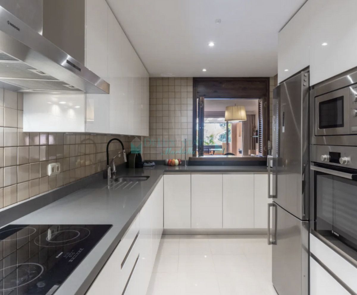 Apartment for rent in Nueva Andalucia