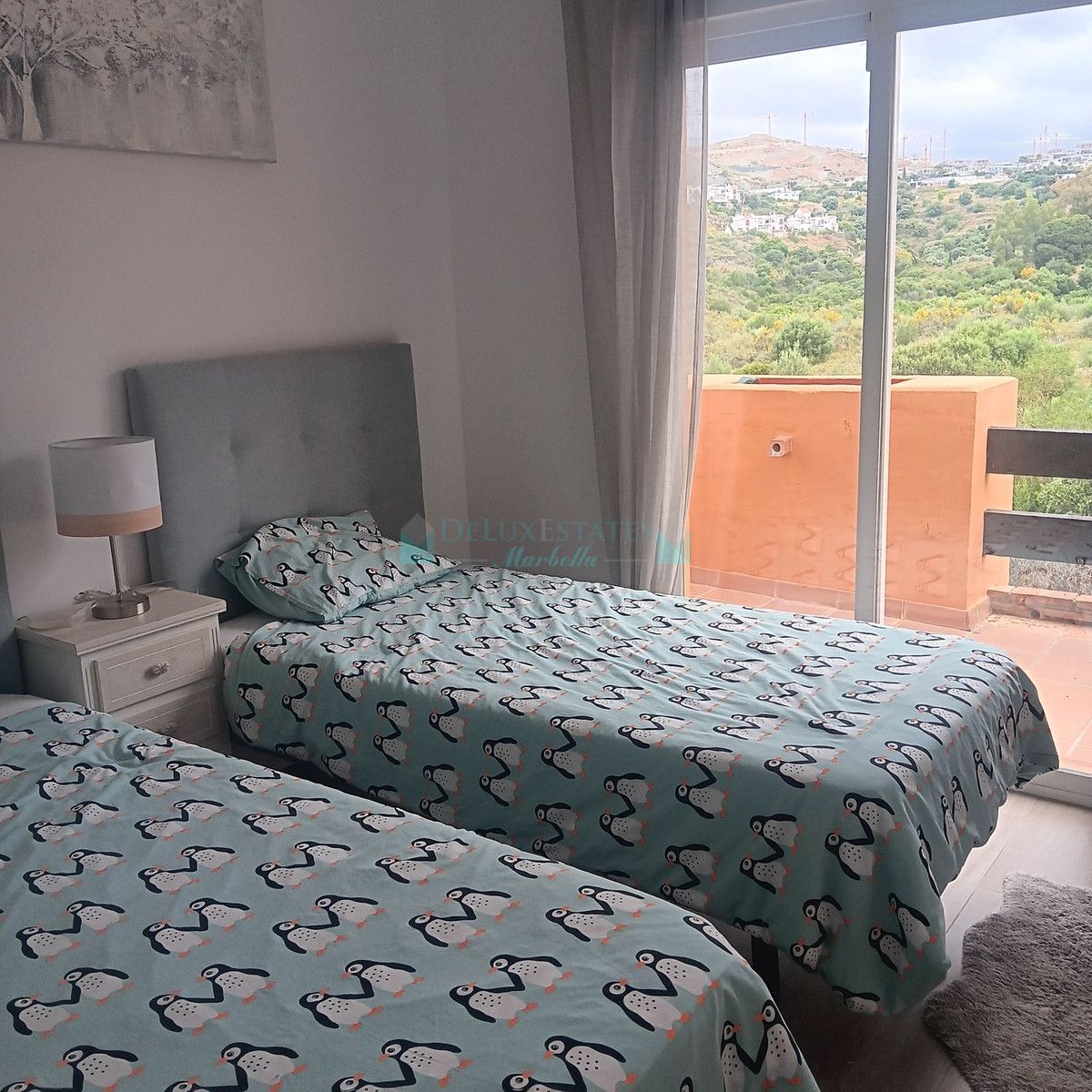 Villa Pareada en venta en Benahavis