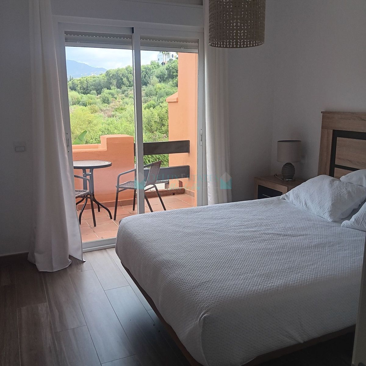 Villa Pareada en venta en Benahavis