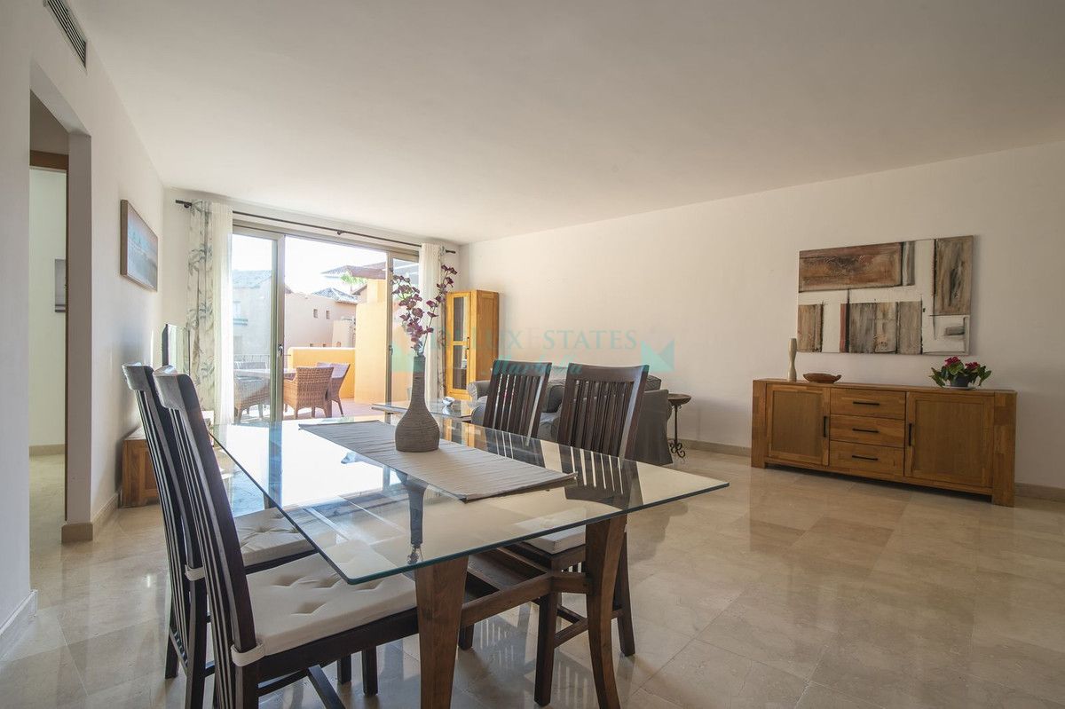 Ático en alquiler en Bel Air, Estepona