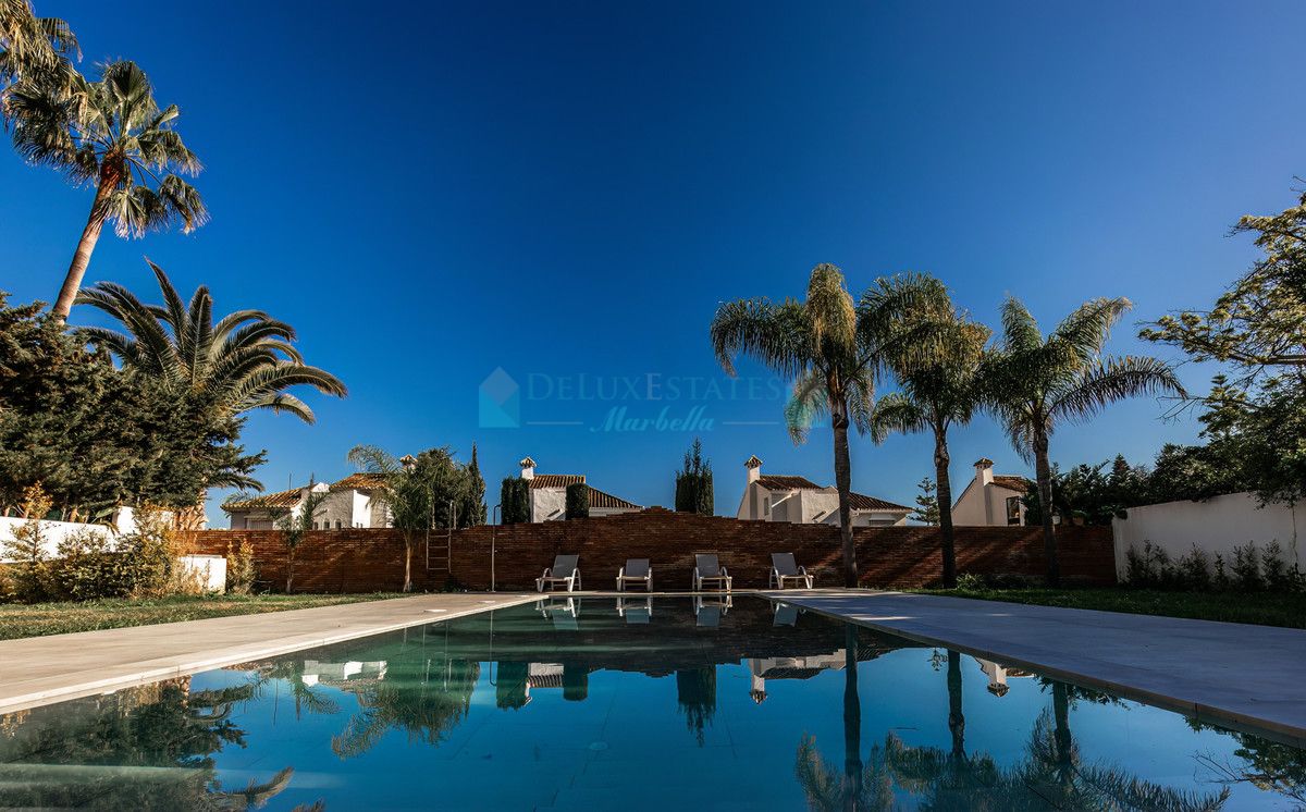 Villa for rent in Nueva Andalucia