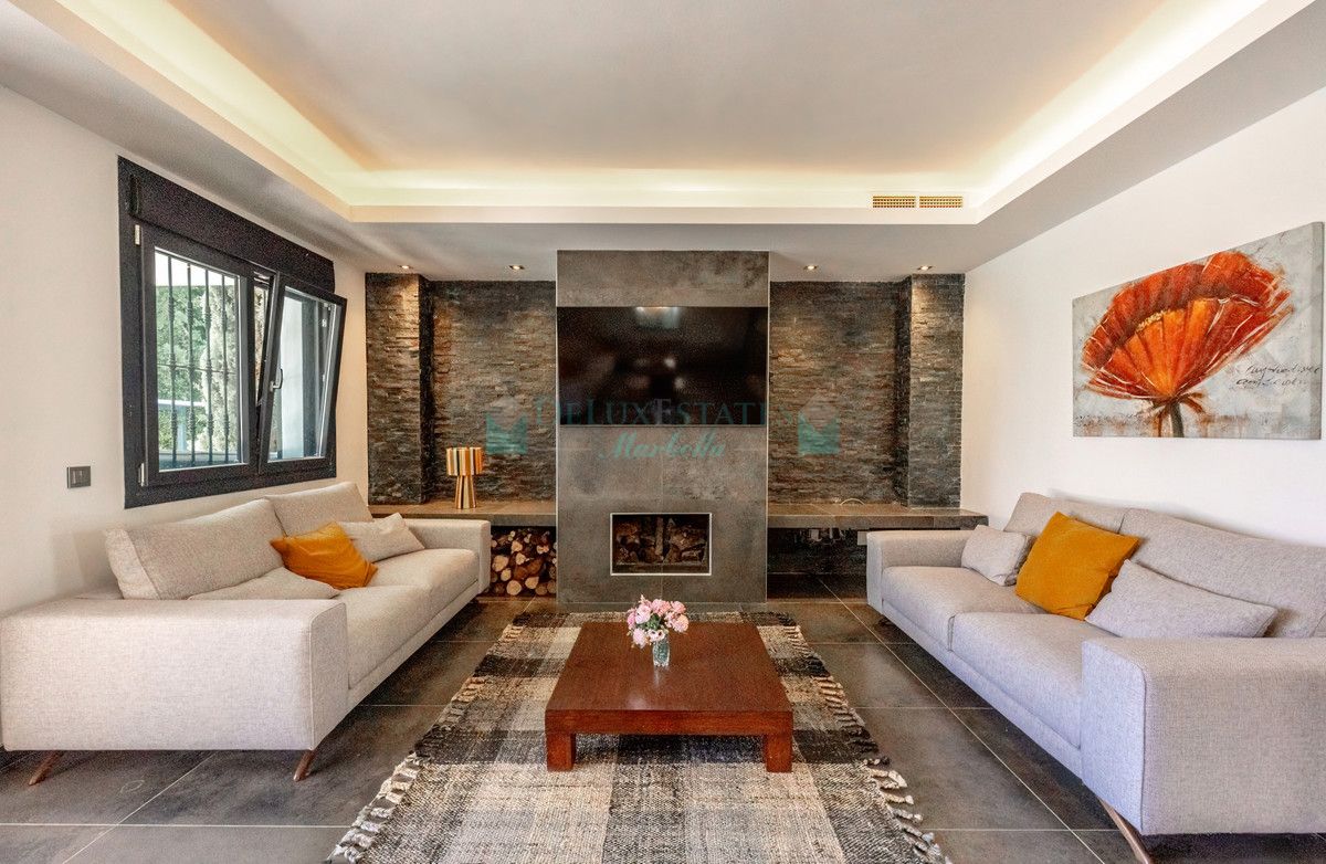 Villa for rent in Nueva Andalucia