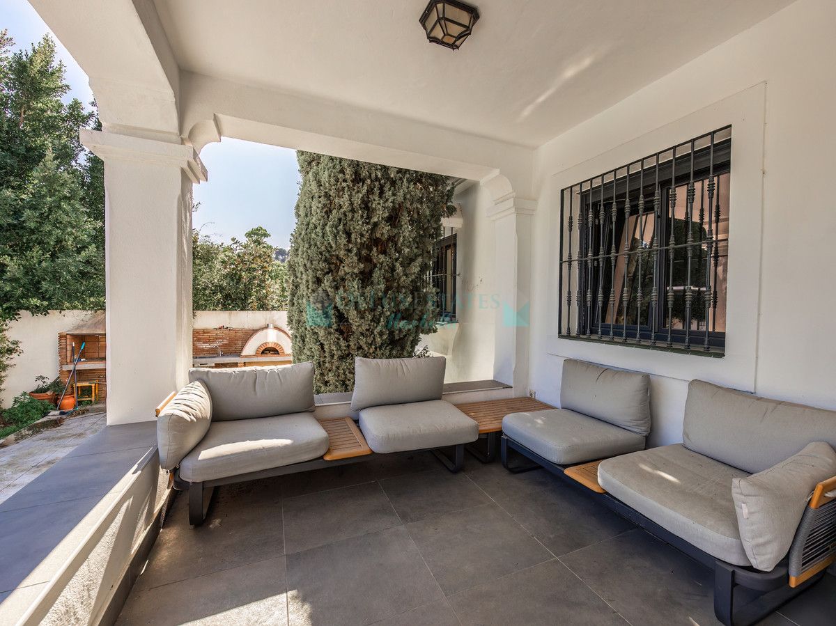 Villa for rent in Nueva Andalucia