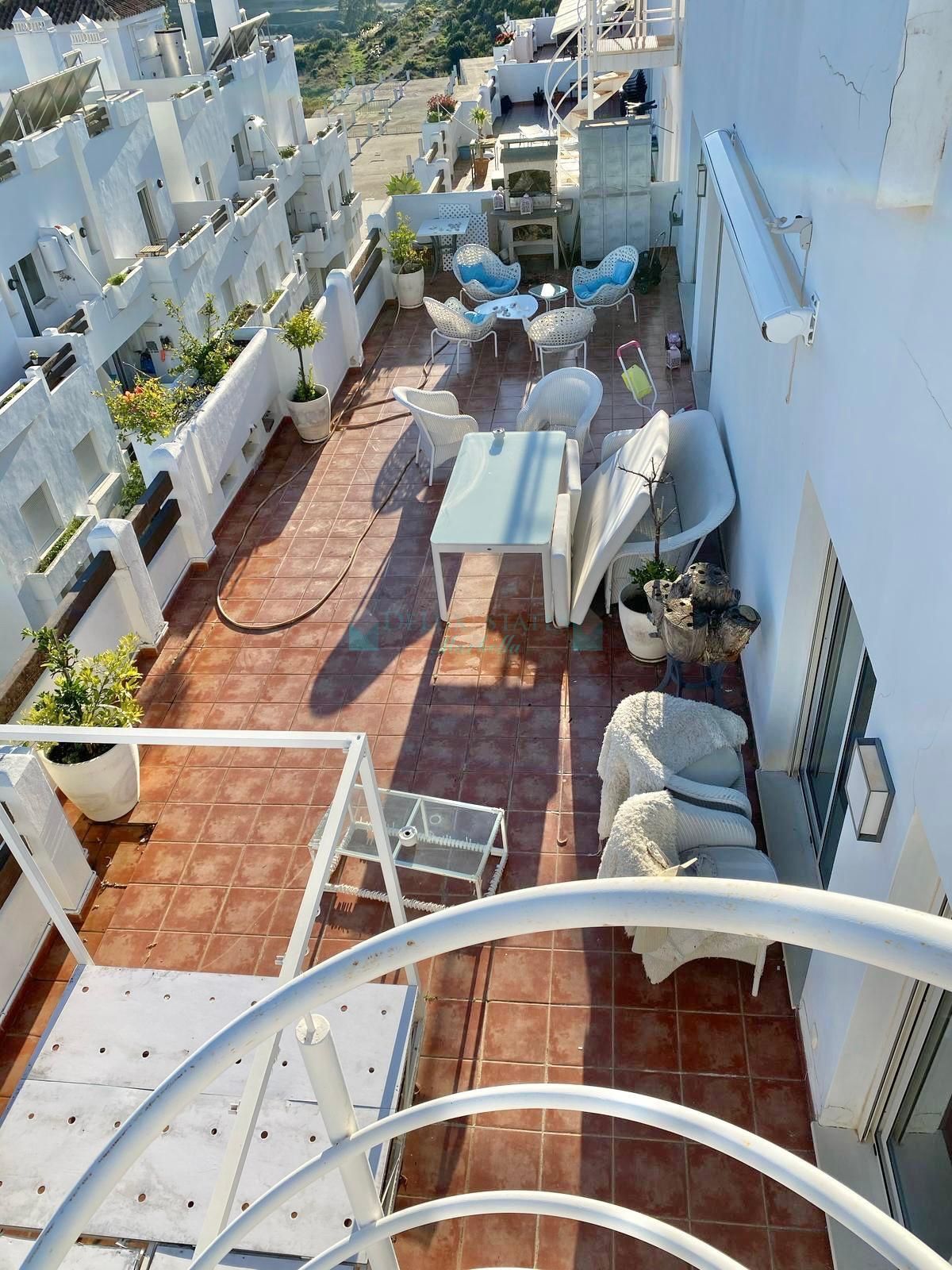 Penthouse for sale in Estepona