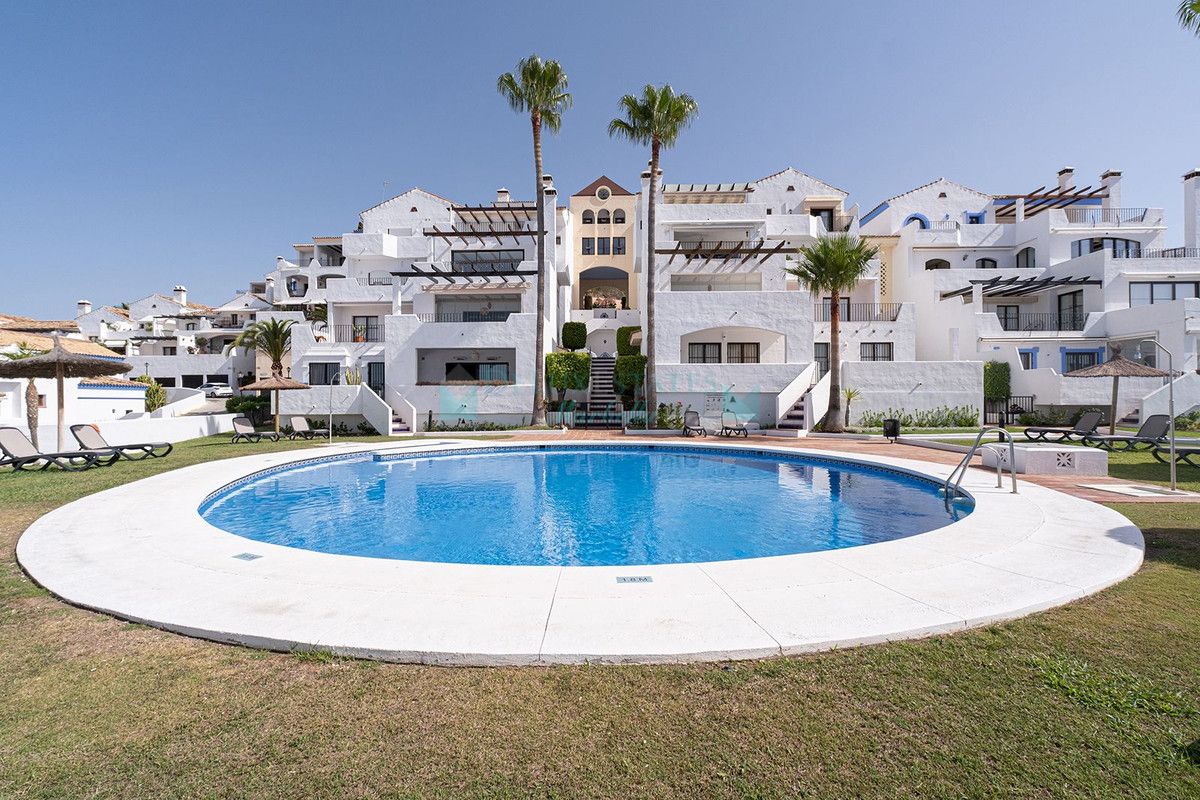 Town House for sale in Los Arqueros, Benahavis