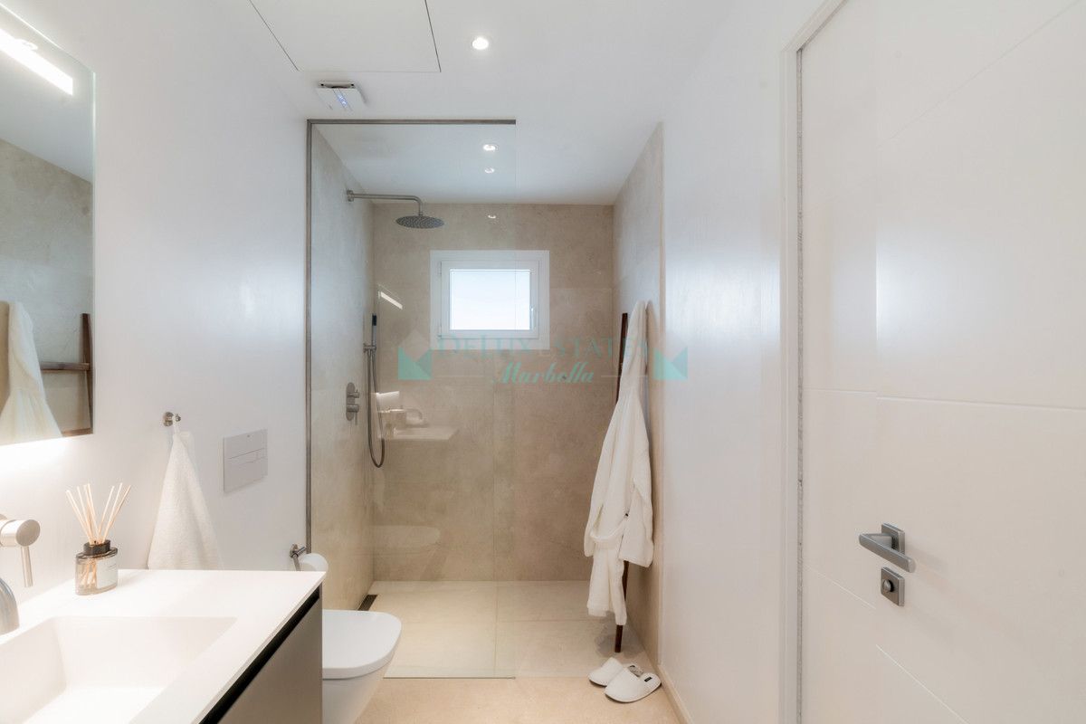 Penthouse for sale in Marbella - Puerto Banus