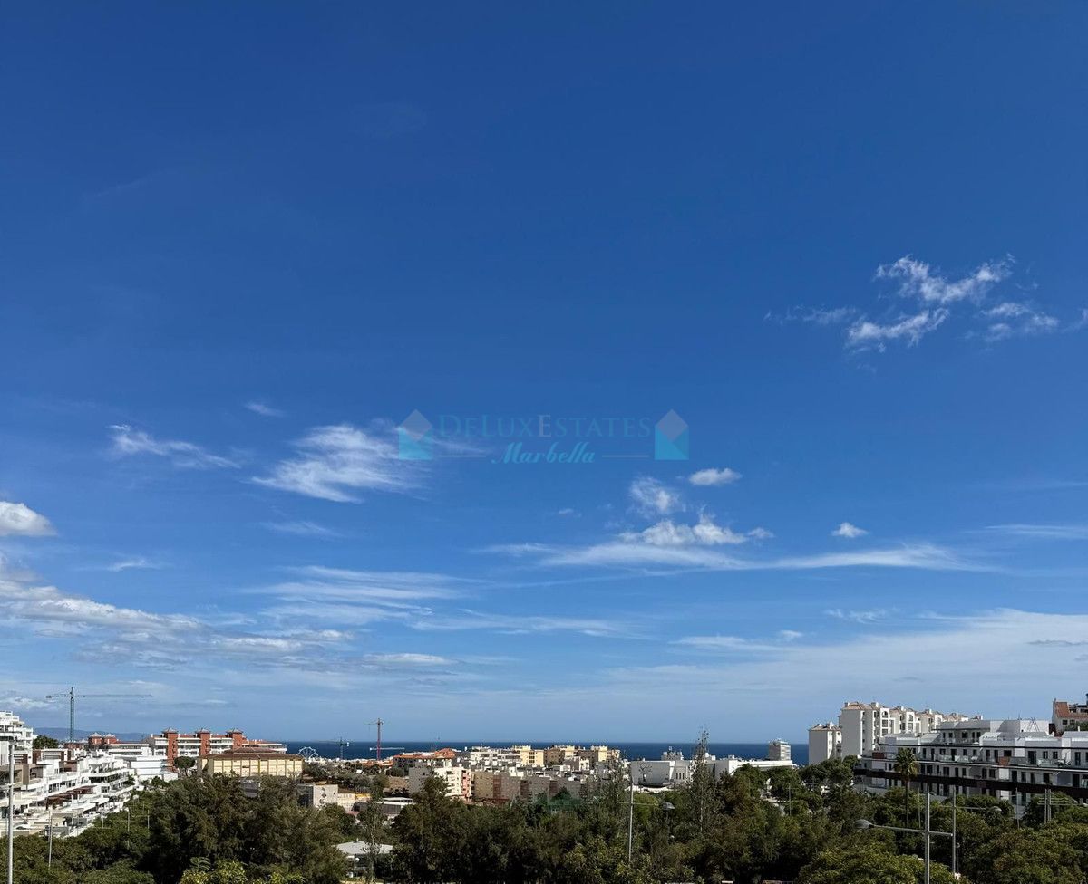 Apartamento en venta en Estepona