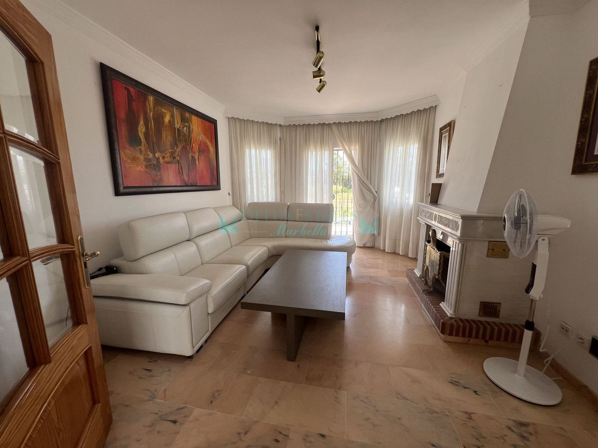 Semi Detached Villa for sale in San Pedro de Alcantara