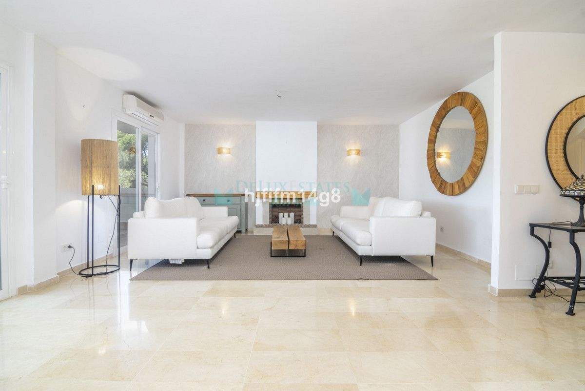 Penthouse for sale in Marbella Golden Mile