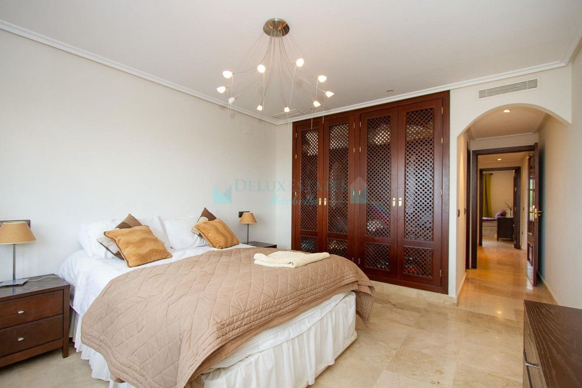 Apartamento en venta en La Mairena, Marbella Este
