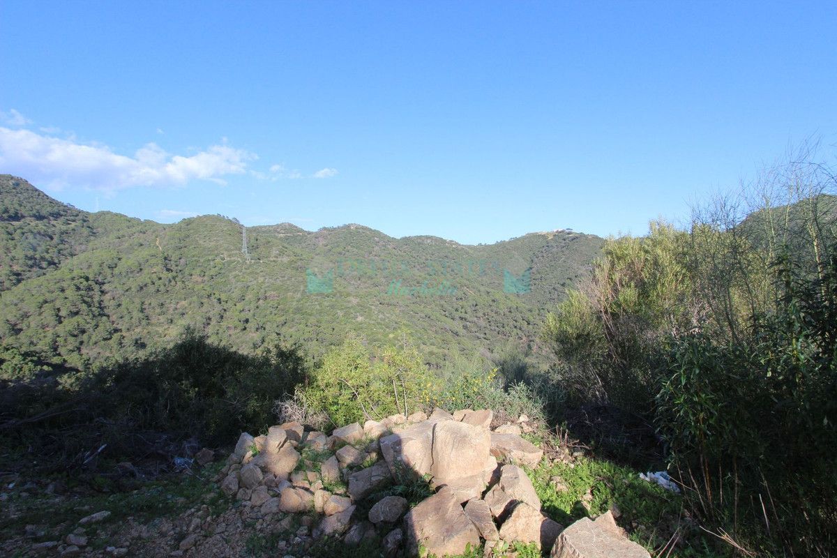 Residential Plot for sale in Benahavis