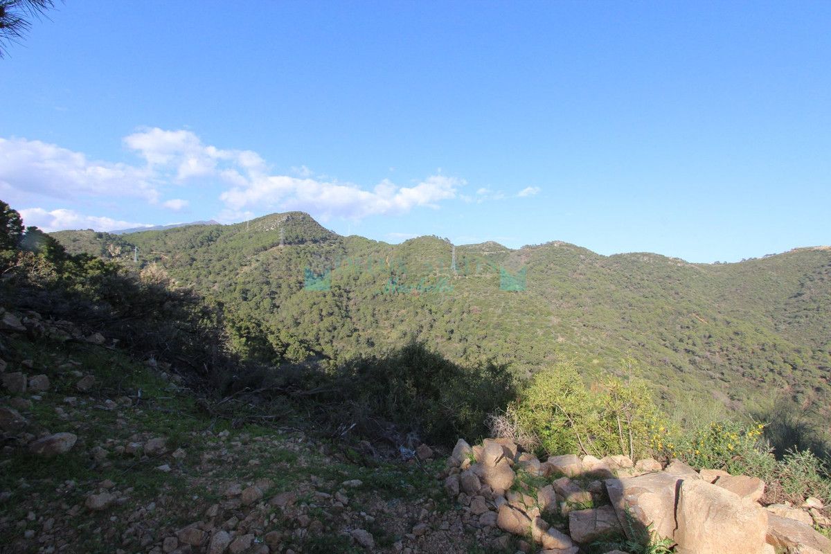 Residential Plot for sale in Benahavis