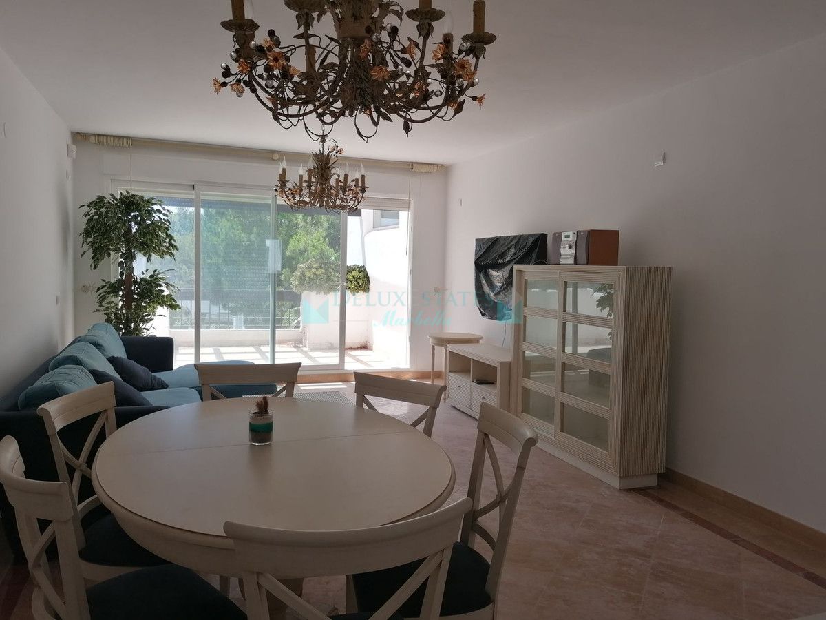 Apartamento en venta en Rio Real, Marbella Este