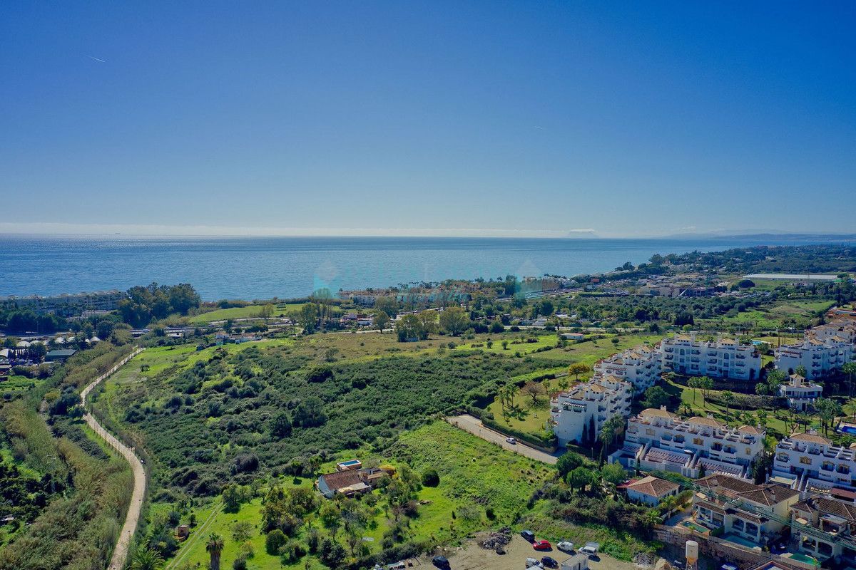 Villa Pareada en alquiler en Selwo, Estepona