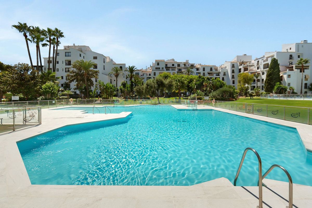 Apartment for sale in Marbella - Puerto Banus