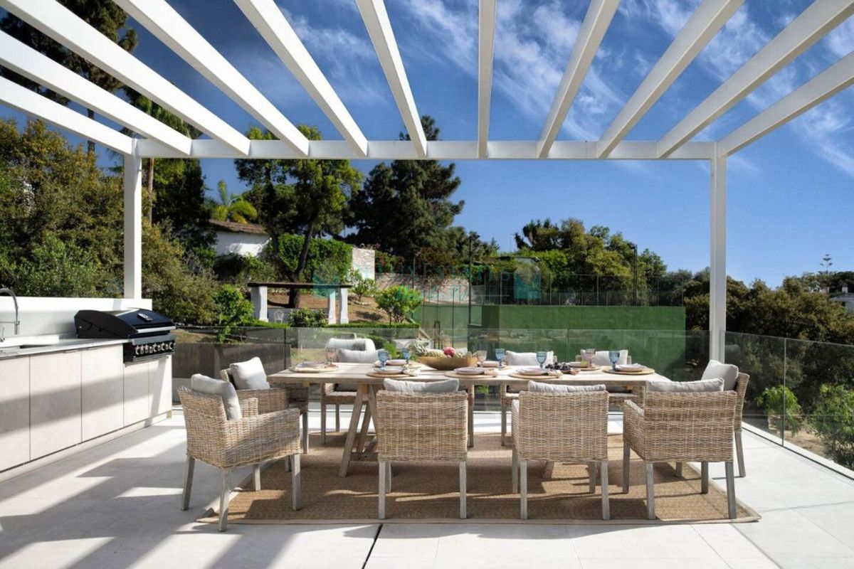 Villa for rent in Elviria, Marbella East