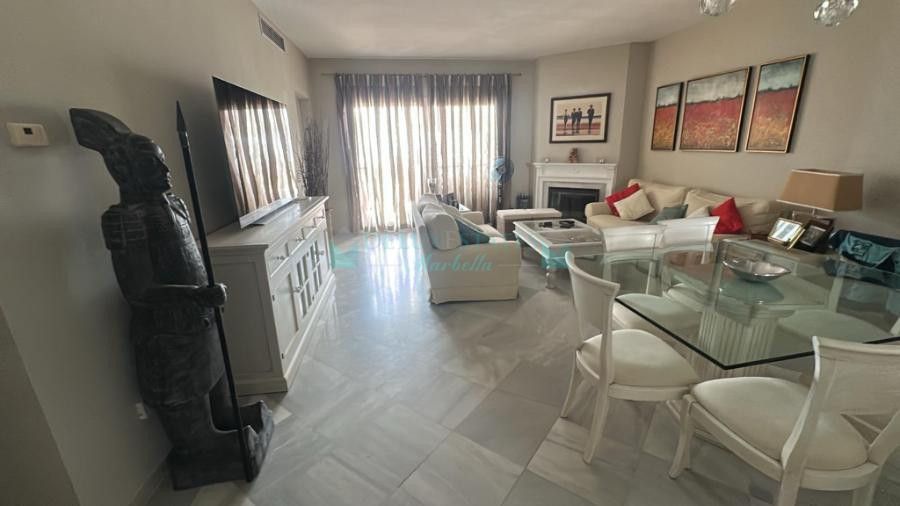 Apartment for rent in Benahavis