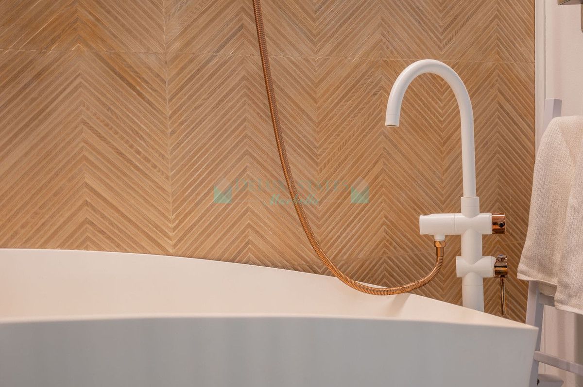 Penthouse for sale in Estepona