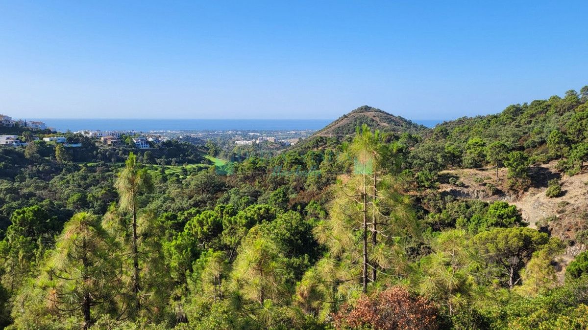 Residential Plot for sale in Benahavis