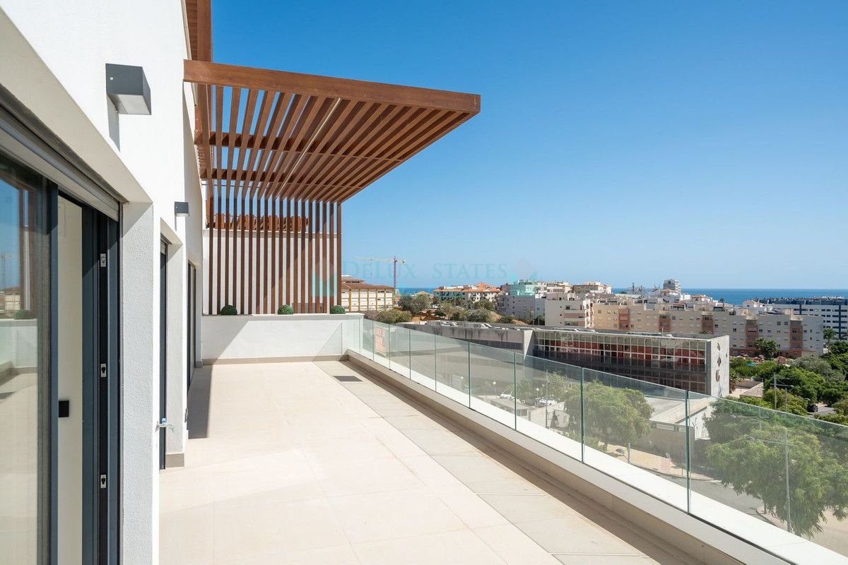 Penthouse for sale in Estepona