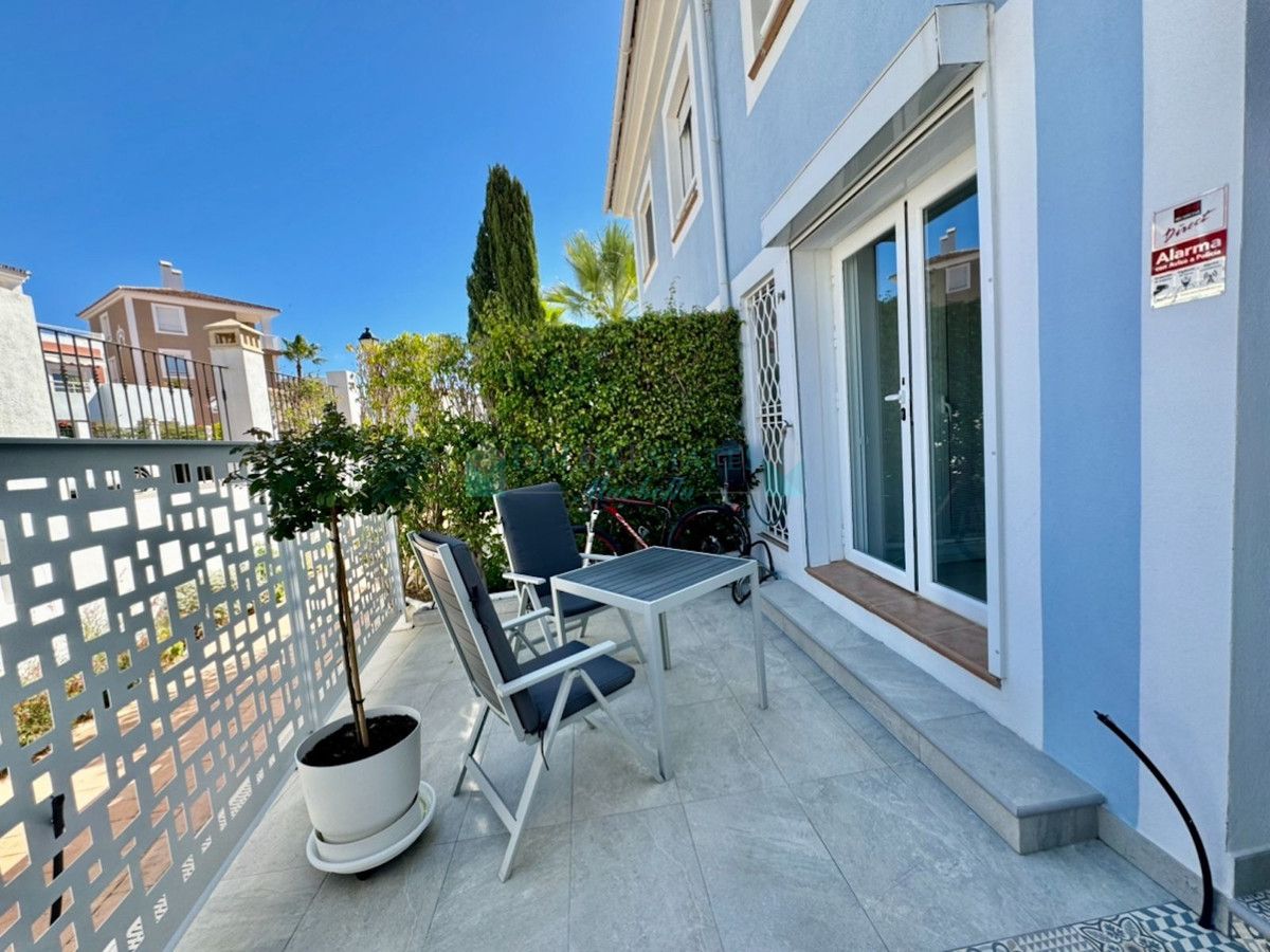 Town House for rent in New Golden Mile, Estepona