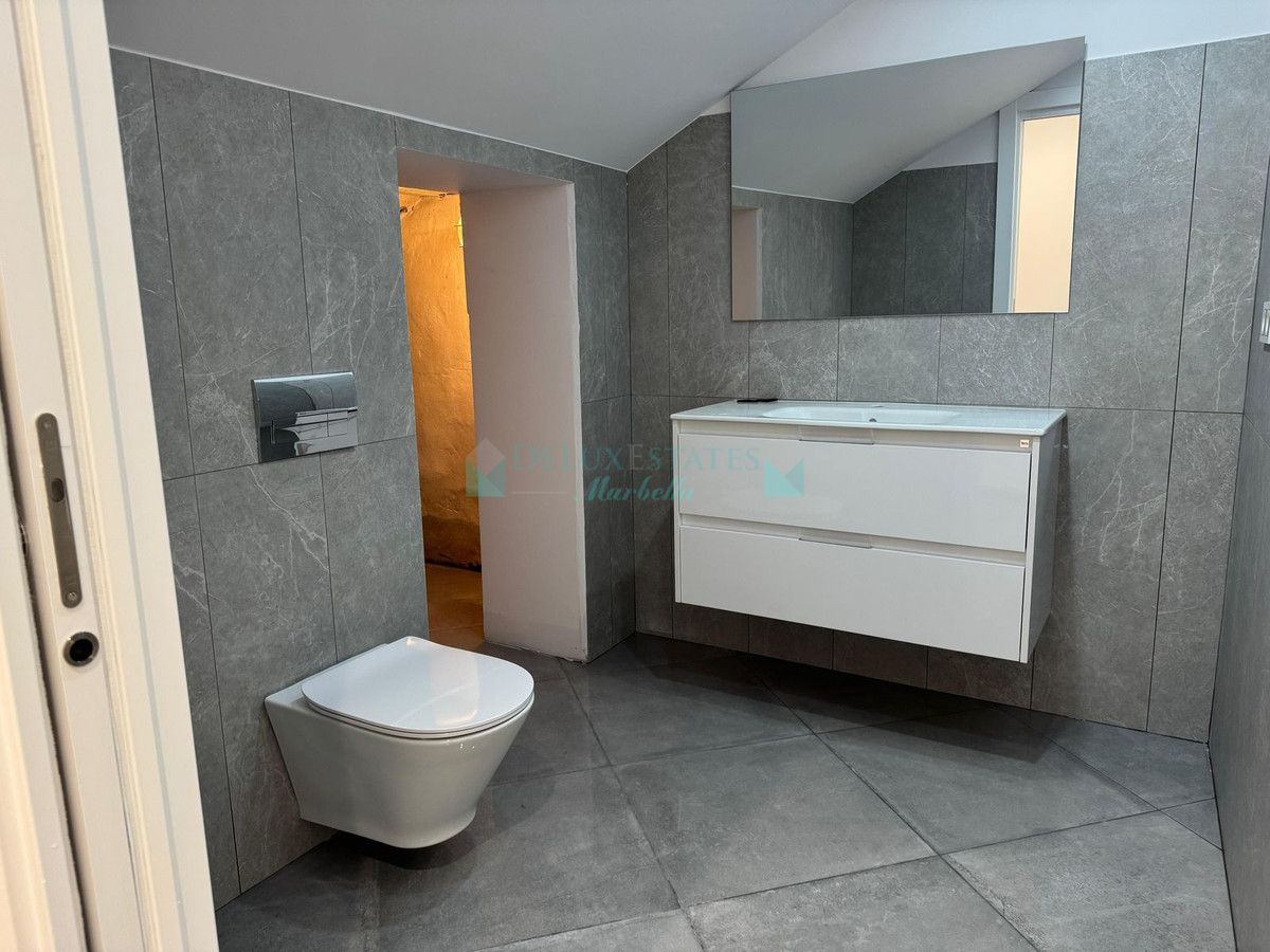 Office for rent in Marbella