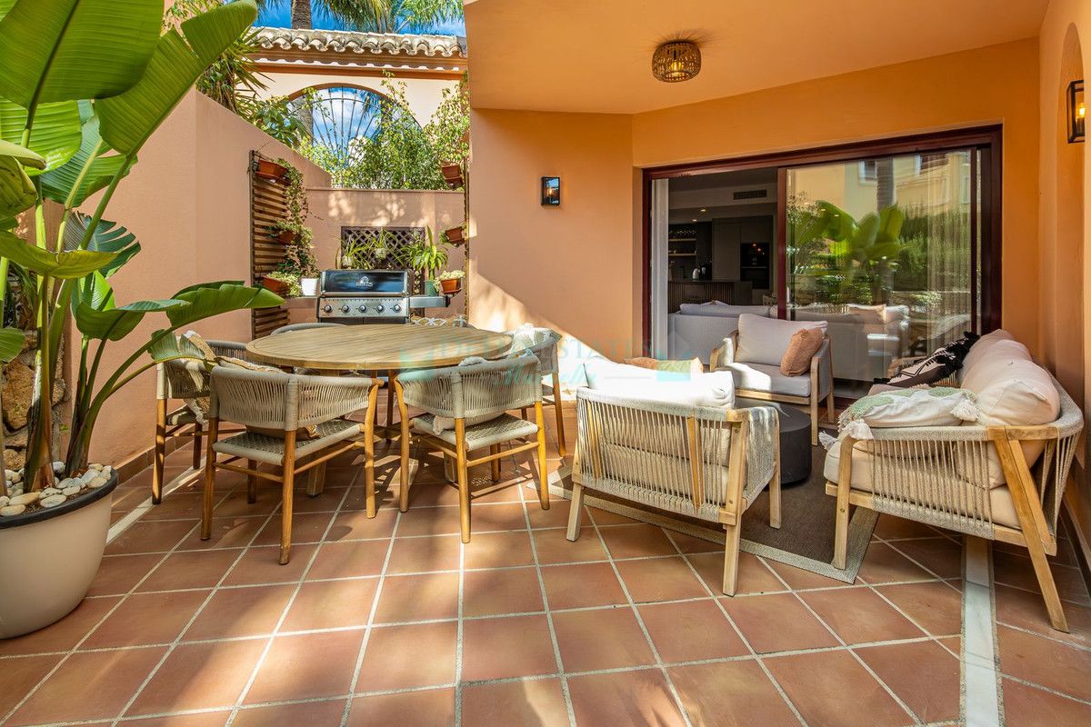 Town House for rent in Marbella Golden Mile