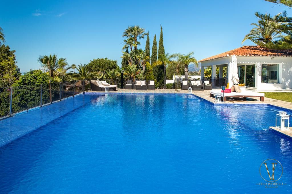 Villa for rent in Elviria, Marbella East