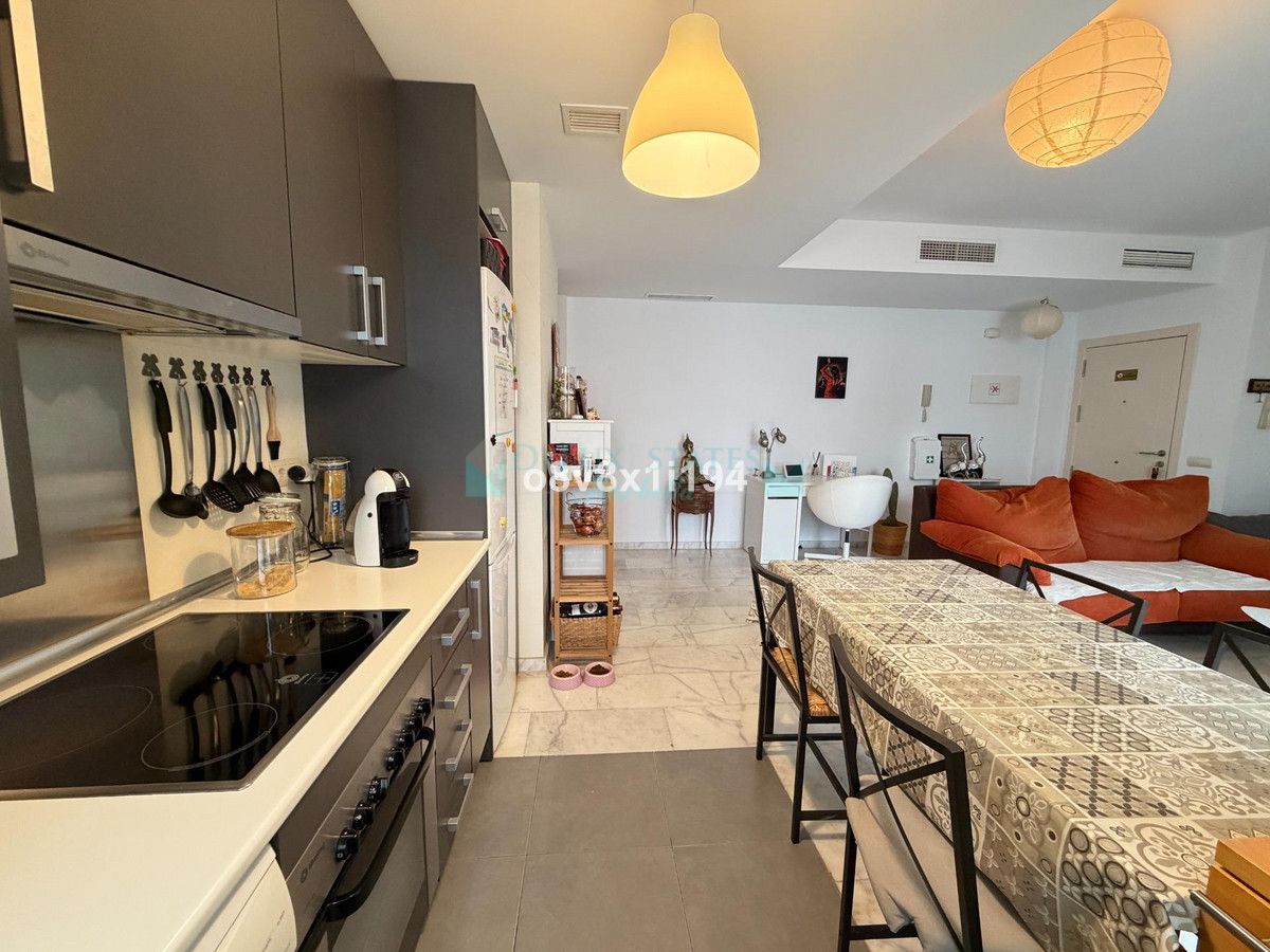 Apartamento en venta en Estepona