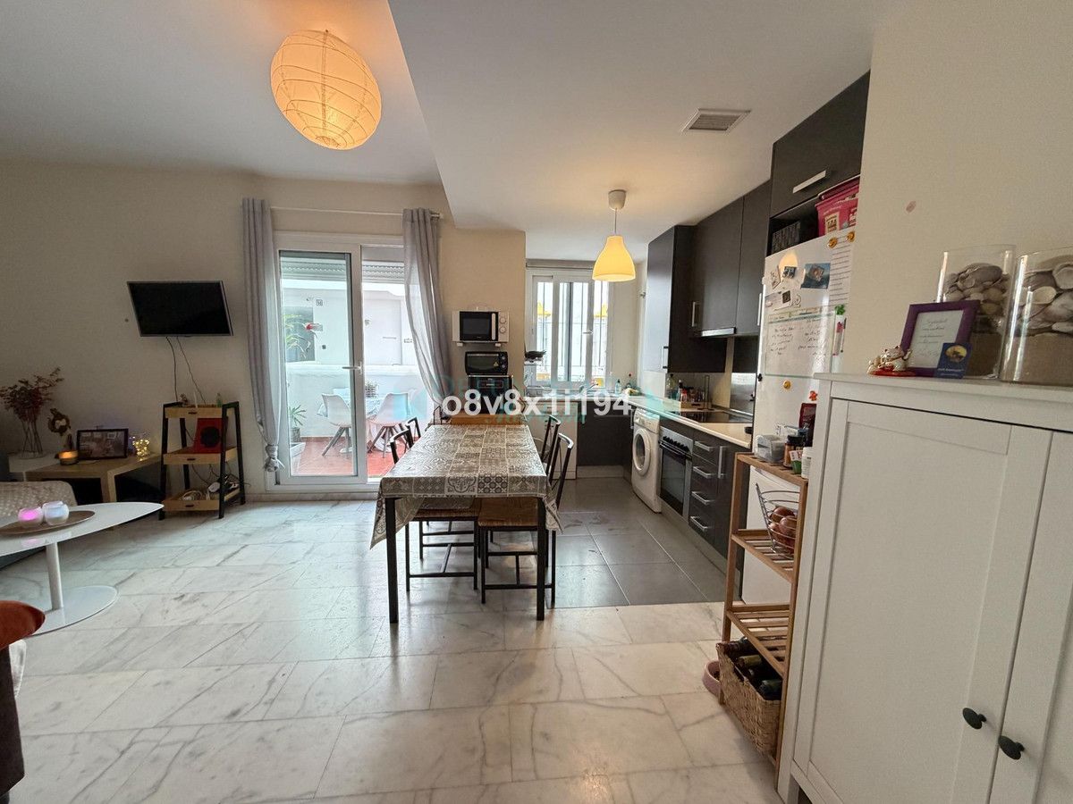 Apartamento en venta en Estepona