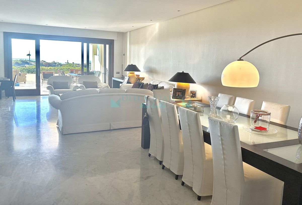 Ground Floor Apartment for sale in Los Monteros, Marbella East