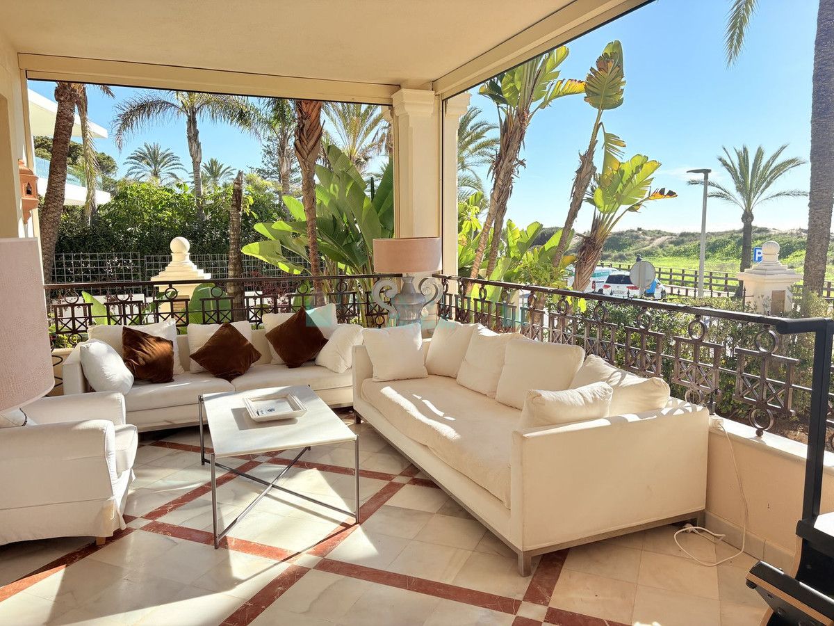 Ground Floor Apartment for sale in Los Monteros, Marbella East