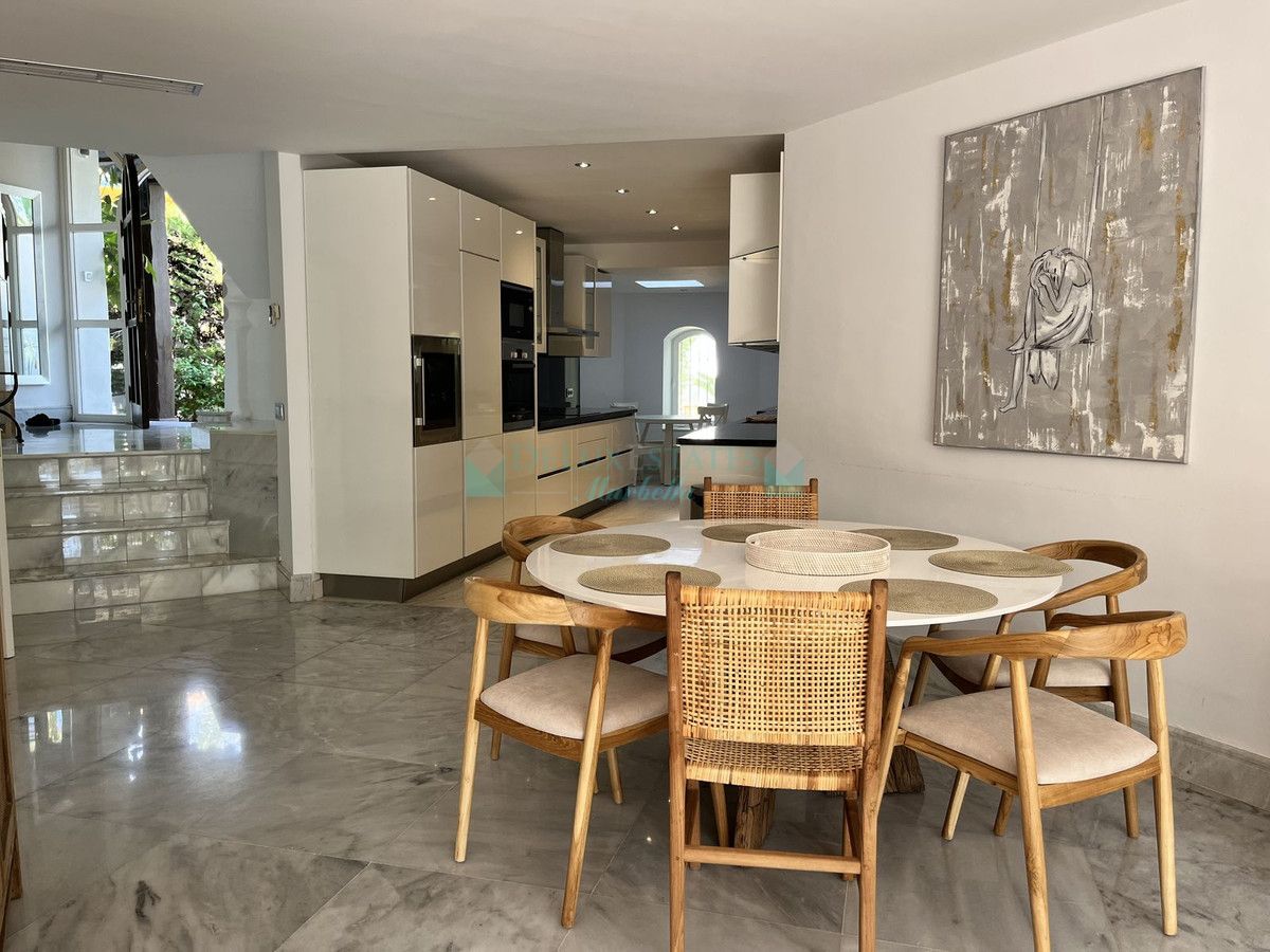 Town House for rent in Marbella