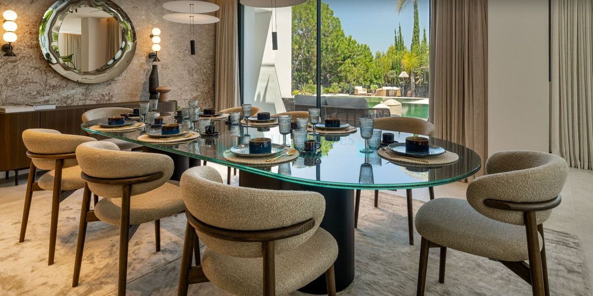 Villa en venta en La Quinta, Benahavis