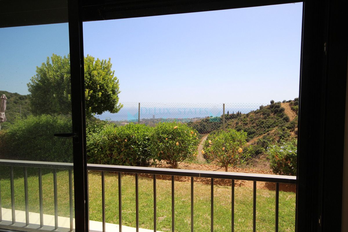 Apartamento Planta Baja en venta en Los Altos de los Monteros, Marbella Este