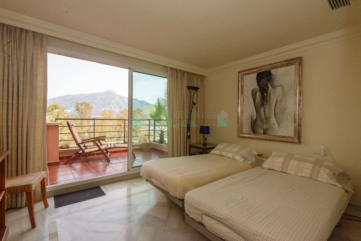 Apartment for sale in Nueva Andalucia