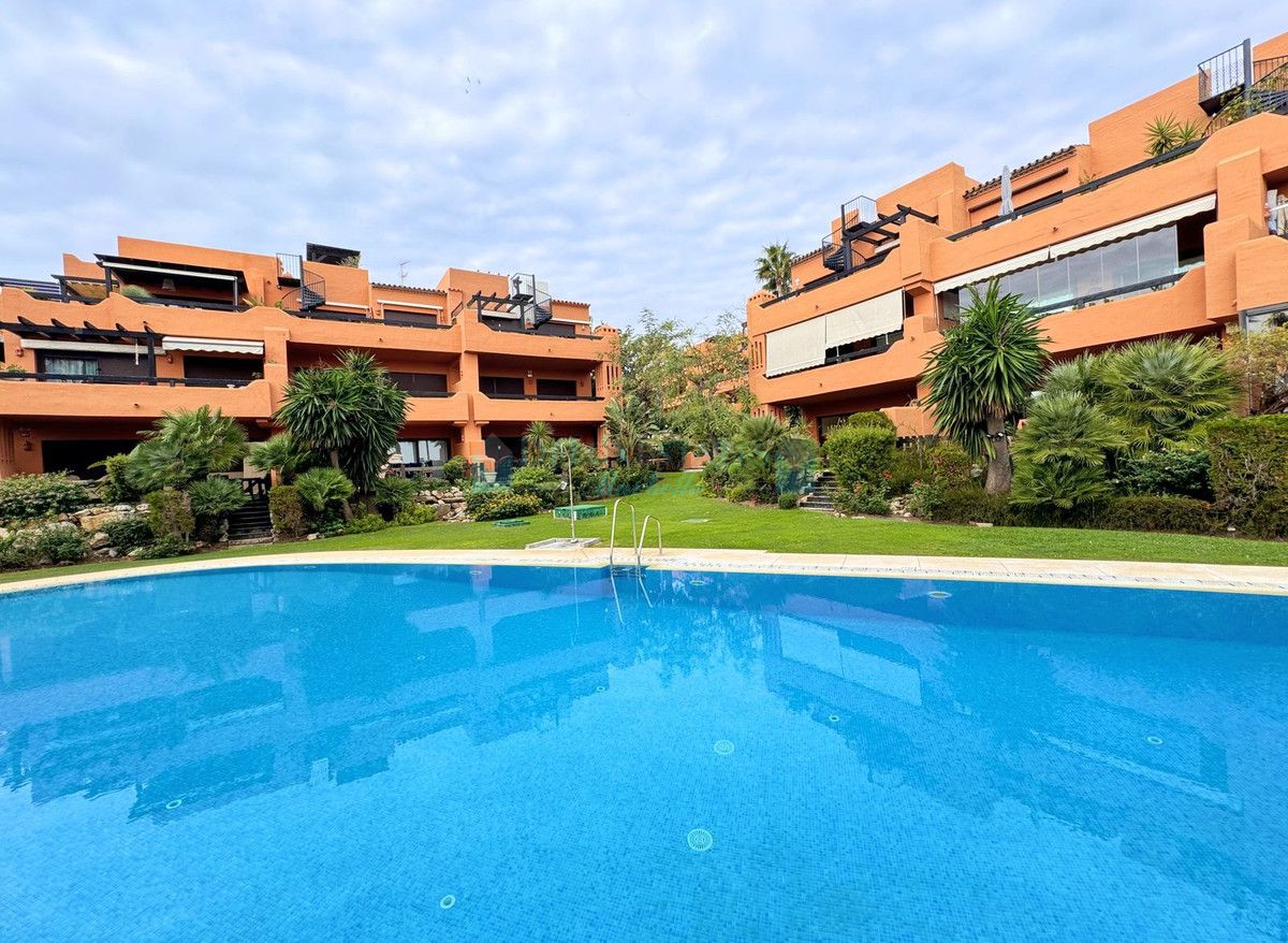 Ground Floor Apartment for sale in Estepona