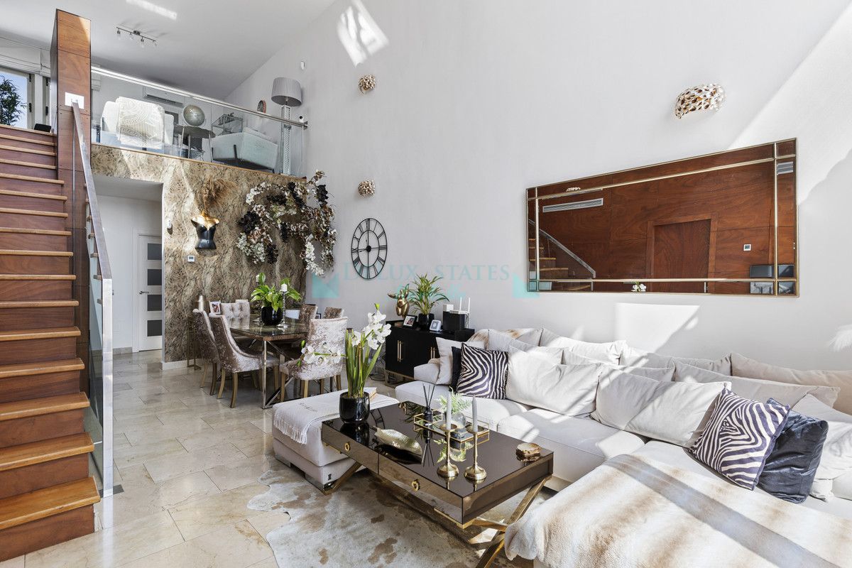 Town House for sale in Benahavis